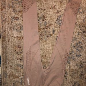Soft pink Gymshark energy leggings